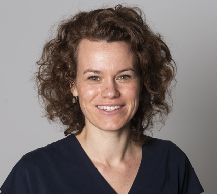 Foto van onderzoeker GGZ verpleegkunde Jolien van der Geugten