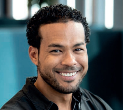 Foto van docent-onderzoeker lectoraat Gezondheid & Welzijn van Kwetsbare Ouderen Karl Parisius