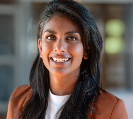 Foto van docent-onderzoeker lectoraat Kracht van sport en bewegen Sheila Gopie
